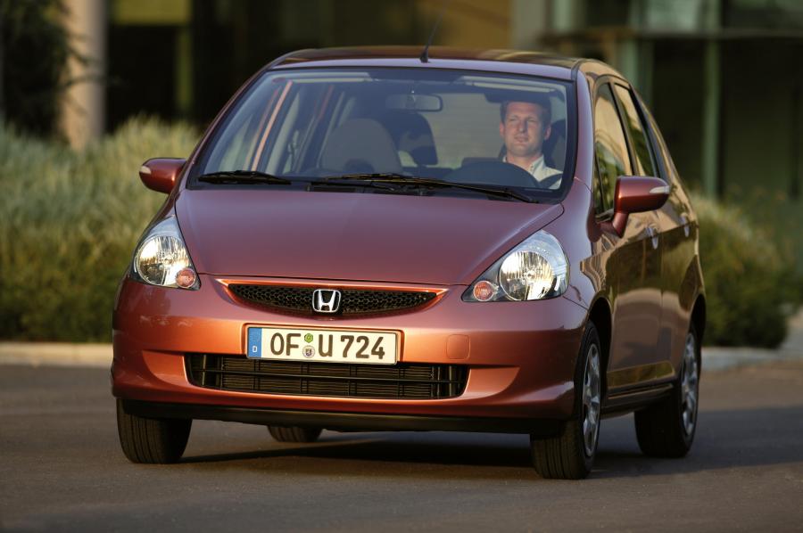  Honda Jazz 2005 года  (фото 11 из 29)